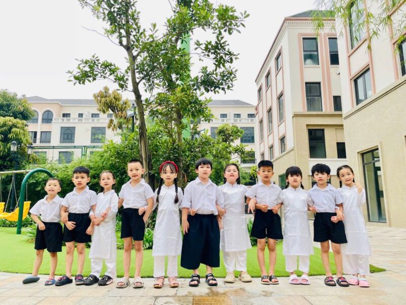 Ảnh kỷ yếu các bạn tiền tiểu học - Ảnh 1